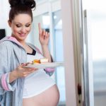 nivel-crescut-de-zahar-in-sange-in-sarcina,-pericol-pentru-mama-si-copil